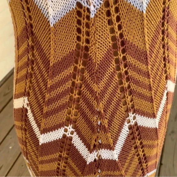 VERSONA Crochet Maxi Dress Carmel Latte Size Medium NWT Brown & Light Blue Boho - Picture 10 of 13